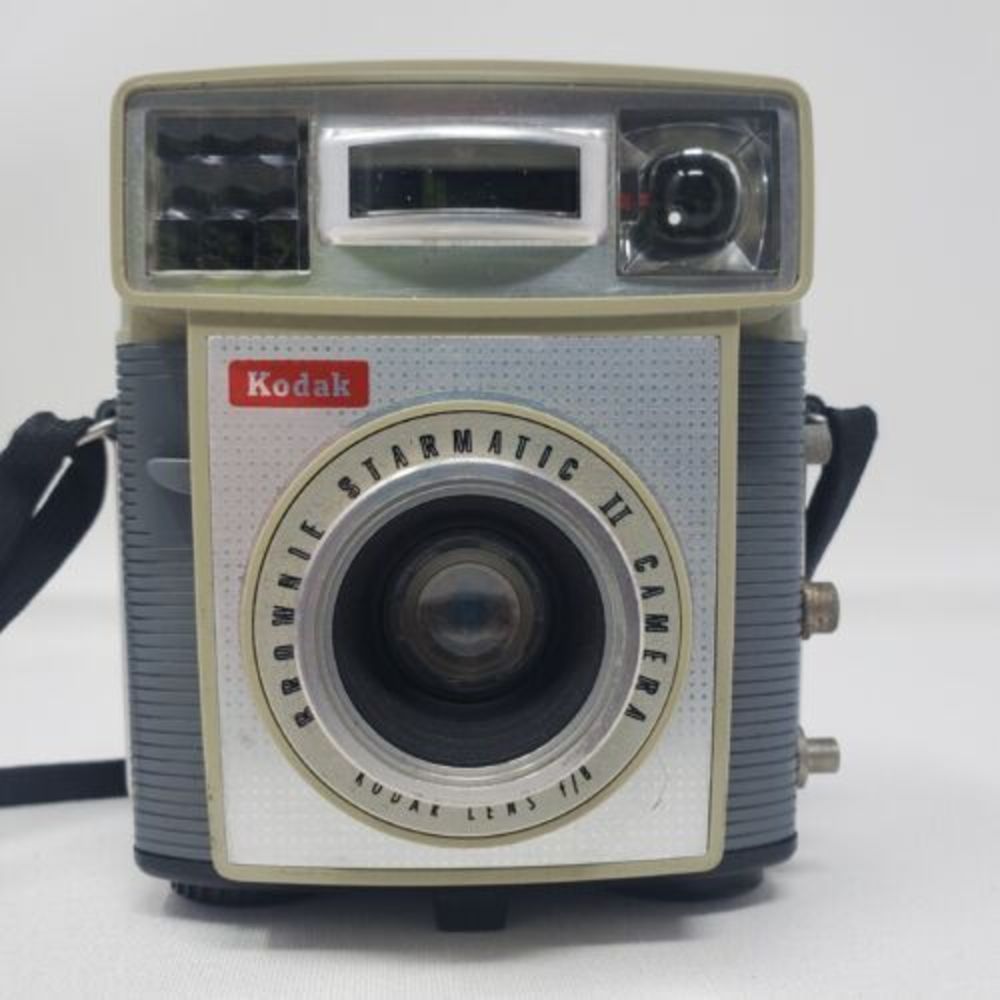 Vintage Kodak Brownie Starmatic II Camera Kodak Lens F/8 Original Case USA Retro